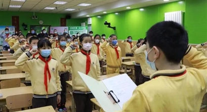 垃圾分类进校园 童心童行显文明