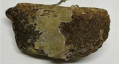 首次！发现塑料岩石，竟有了化学键