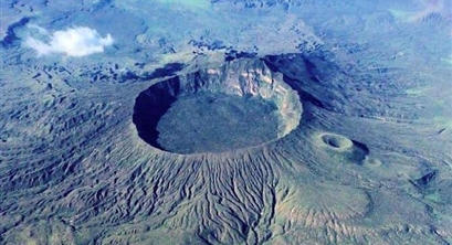 重要的是把金山银山转化为绿水青山